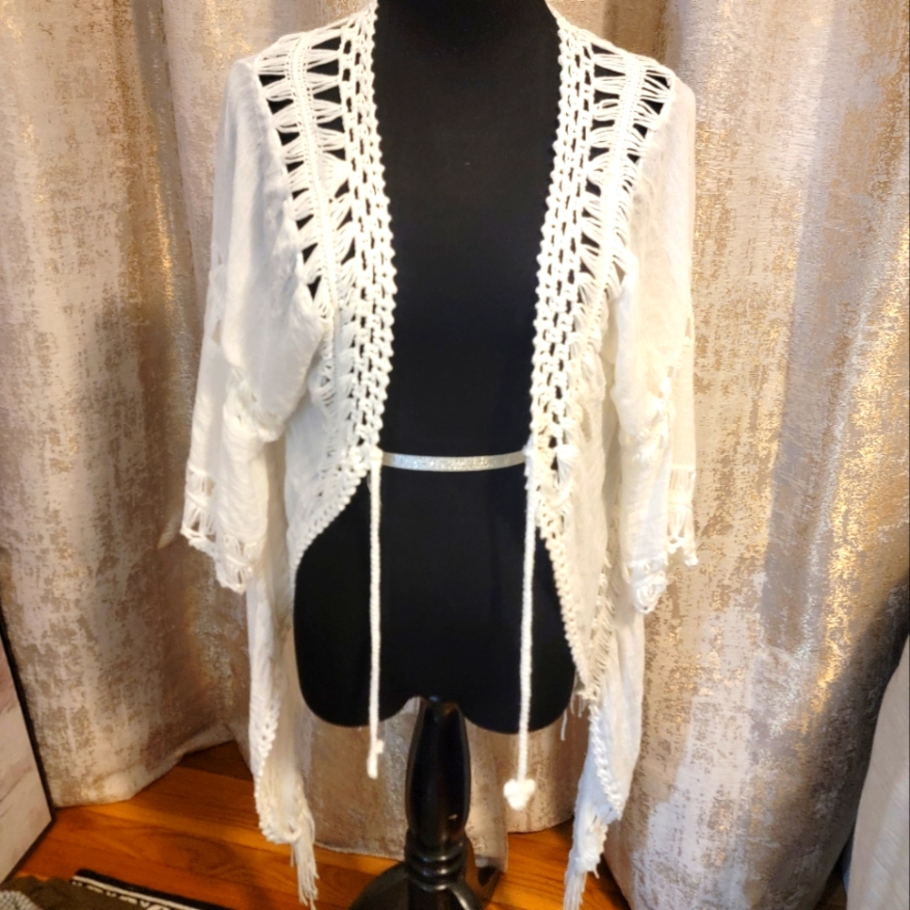NWOT Crochet Shawl/Cover Up